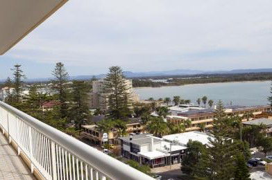 Port Pacific Resort - Accommodation Redcliffe 1