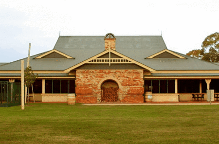 Potters Hotel And Brewery - Accommodation Redcliffe