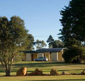  William Macintosh Motor Lodge - Accommodation Redcliffe