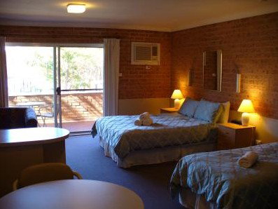 Huskisson Beach Motel - Accommodation Redcliffe 1