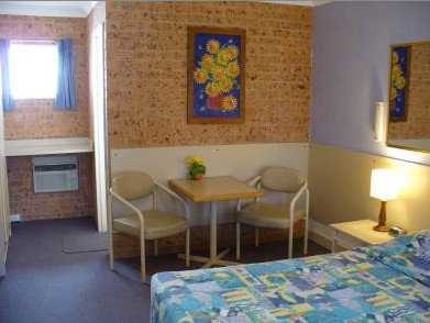 Huskisson Beach Motel - Accommodation Redcliffe 2