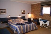 Deer Park Motor Inn - Accommodation Redcliffe 1
