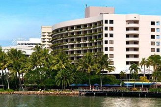 Hilton Cairns - Accommodation Redcliffe 1