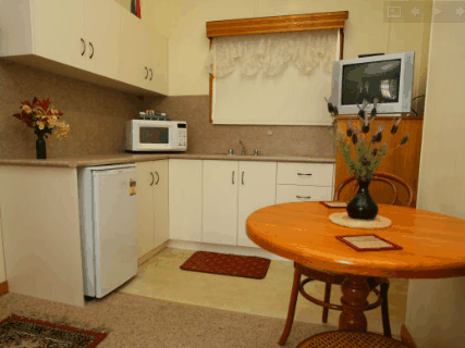 Sharonlee Strahan Villas - Accommodation Redcliffe 4