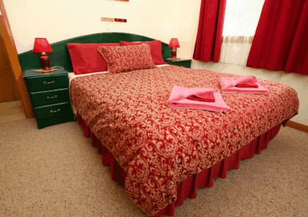 Sharonlee Strahan Villas - Accommodation Redcliffe 5