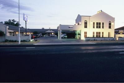 Breakout Motor Inn - Accommodation Redcliffe 3