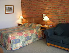 Australian Settlers Motor Inn - Accommodation Redcliffe 0