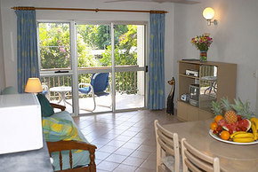 Clifton Sands Apartments - Accommodation Redcliffe 3