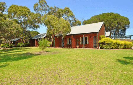 Currency Creek Winery - Accommodation Redcliffe