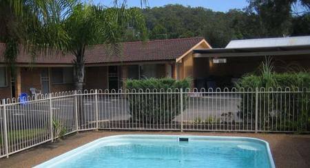 Central Coast Motel - Accommodation Redcliffe 1
