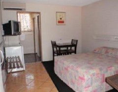 Paradise Lodge Motel - Accommodation Redcliffe 2