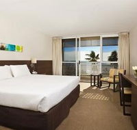 Mercure Hotel Harbourside Cairns - Accommodation Redcliffe