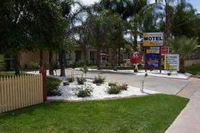 Sunraysia Motel And Holiday Apartments - Accommodation Redcliffe 1