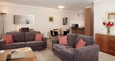 Ringwood Royale Apartment Hotel - Accommodation Redcliffe 0