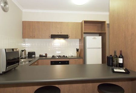 Ringwood Royale Apartment Hotel - Accommodation Redcliffe 2