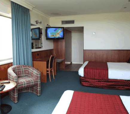 Berri Resort Hotel - Accommodation Redcliffe 0