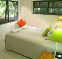 The Retreat Beach Houses - Accommodation Redcliffe