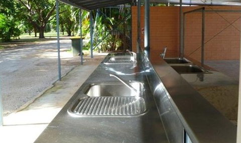 Shady Lane Tourist Park - Accommodation Redcliffe 3