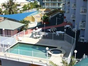 Cullen Bay NT Accommodation Redcliffe