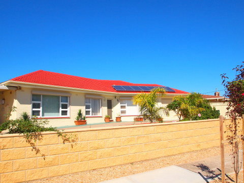 Homes Down Under - Accommodation Redcliffe 1
