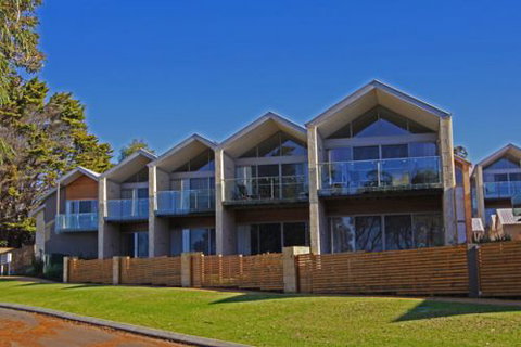 Seine Bay Apartments - Accommodation Redcliffe 1
