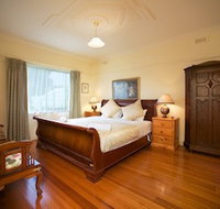 Nazaaray Beach House - Accommodation Redcliffe