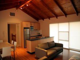 Ethelton SA Accommodation Redcliffe