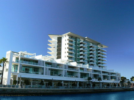 M1 Resort Maroochydore - Accommodation Redcliffe 7
