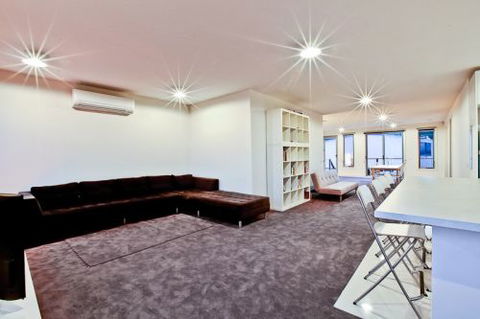 MORNINGTON PENINSULA ACCOMMODATION BEACH HOUSE - Accommodation Redcliffe 2