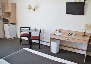 Econo Lodge Tamworth - Accommodation Redcliffe 55