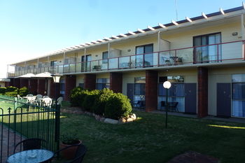 Econo Lodge Tamworth - Accommodation Redcliffe 69