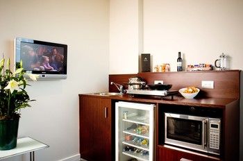 Amora Riverwalk Melbourne - Accommodation Redcliffe 17