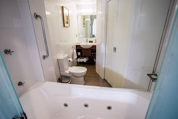 Amora Riverwalk Melbourne - Accommodation Redcliffe 48