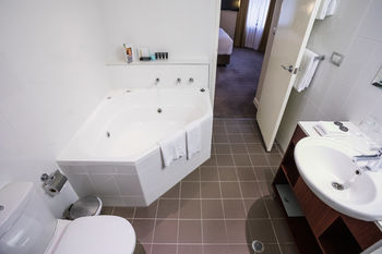 Amora Riverwalk Melbourne - Accommodation Redcliffe 50