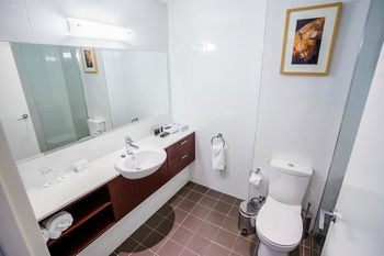 Amora Riverwalk Melbourne - Accommodation Redcliffe 51