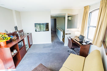 Amora Riverwalk Melbourne - Accommodation Redcliffe 63