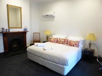 The Bronte Boutique Hotel - Accommodation Redcliffe 5