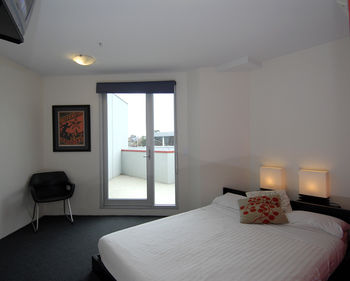 Base Backpackers Melbourne Hostel - Accommodation Redcliffe 1