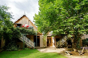 Carriages Boutique Hotel - Accommodation Redcliffe 8