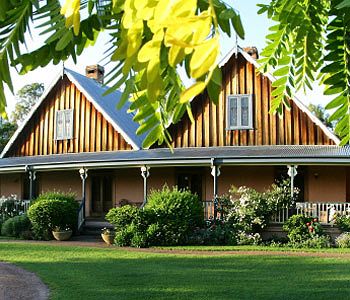 Carriages Boutique Hotel - Accommodation Redcliffe 3