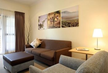 Pokolbin Village - Accommodation Redcliffe 36
