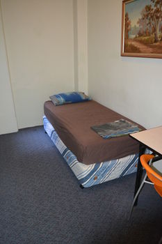 Casa Central Accommodation - Hostel - Accommodation Redcliffe 7