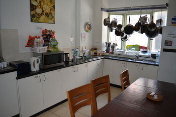 Casa Central Accommodation - Hostel - Accommodation Redcliffe 20