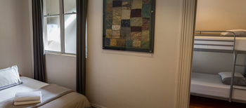 Cambridge Lodge - Hostel/Backpacker - Accommodation Redcliffe 30