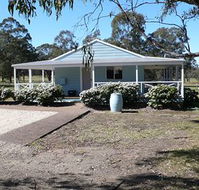 Cam-Way Estate - Accommodation Redcliffe