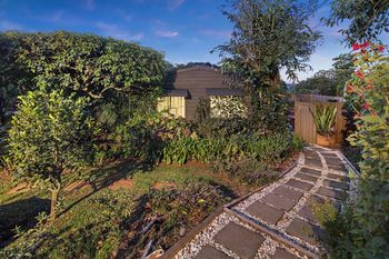 Eden Lodge - Accommodation Redcliffe 18