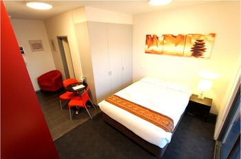 Alston Apartments Hotel - Accommodation Redcliffe 3