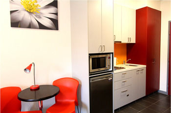 Alston Apartments Hotel - Accommodation Redcliffe 8