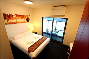 Alston Apartments Hotel - Accommodation Redcliffe 11