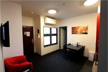 Alston Apartments Hotel - Accommodation Redcliffe 15